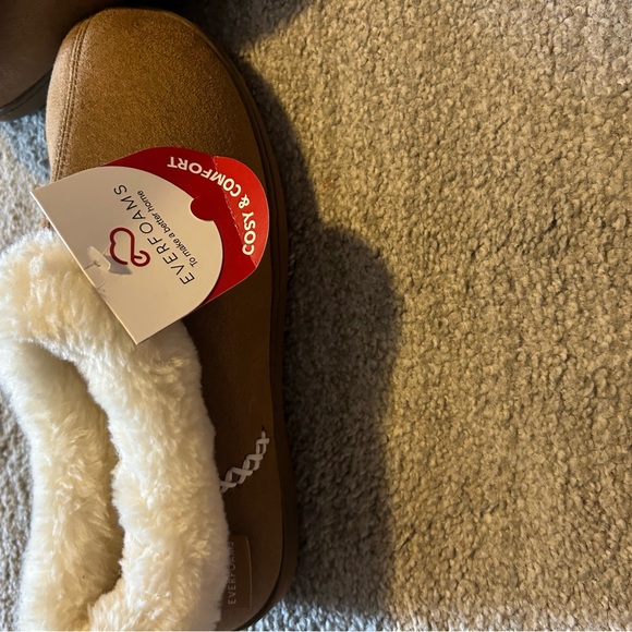 EverFoams Slippers with Cream Fur - Picture 2 of 7